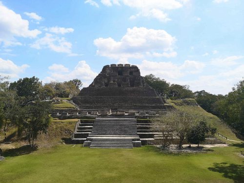 Xunantunich Pyramide